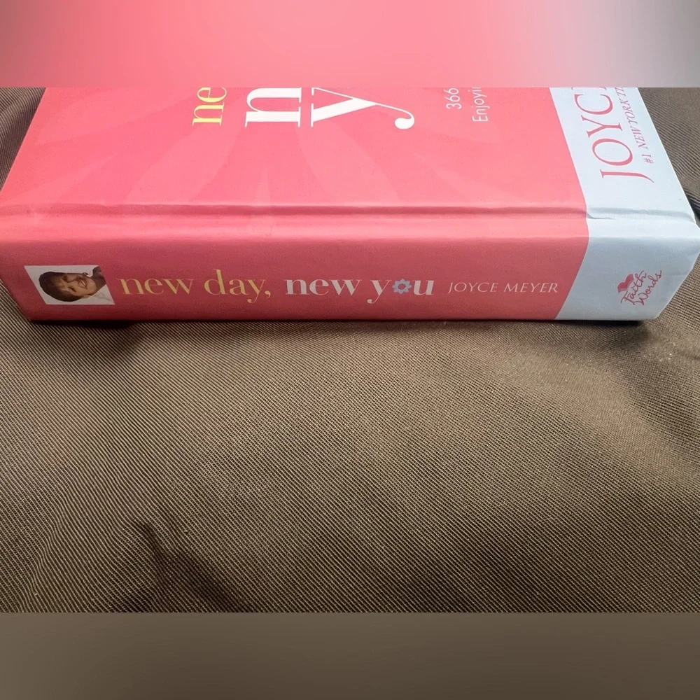 New Day New You Book by Joyce Meyer - Picture 3 of 3